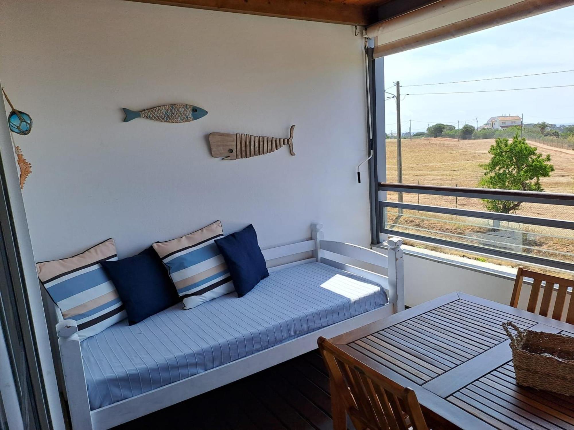 Sea View Apartment Near Meia Praia Beach In Lagos! Szoba fotó